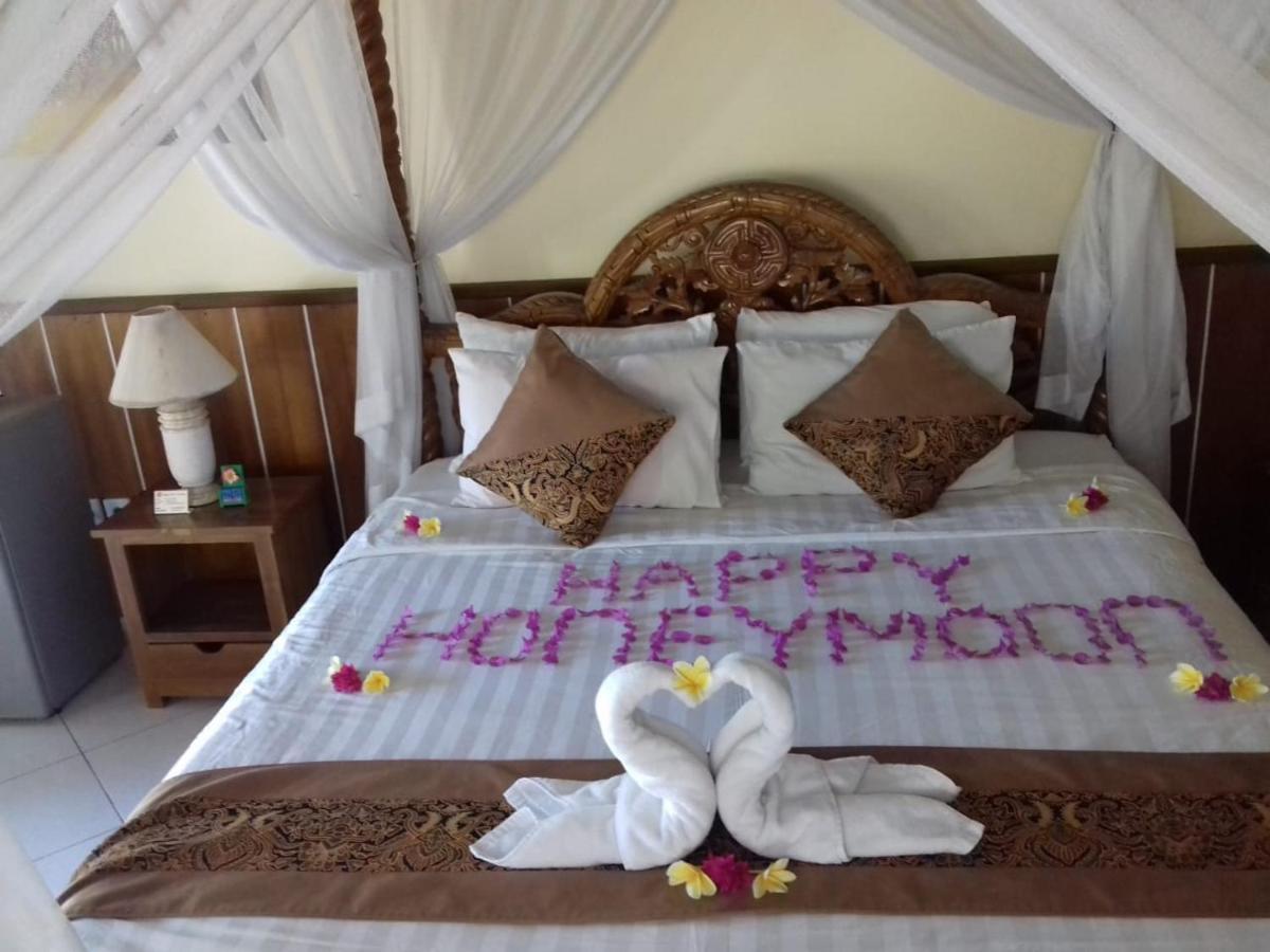 Mutiara Bali Hotel Candi Dasa  Exterior photo