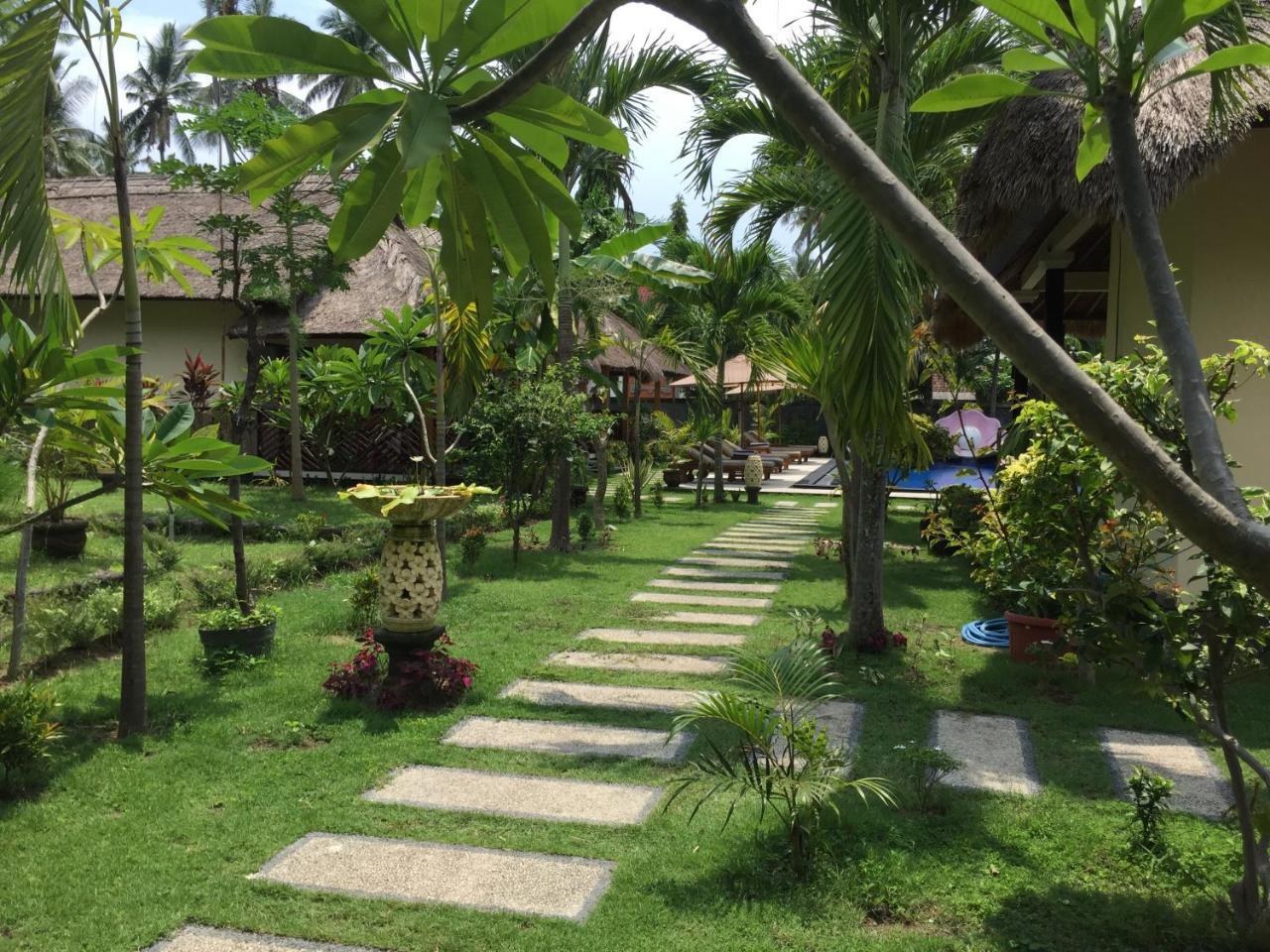 Mutiara Bali Hotel Candi Dasa  Exterior photo